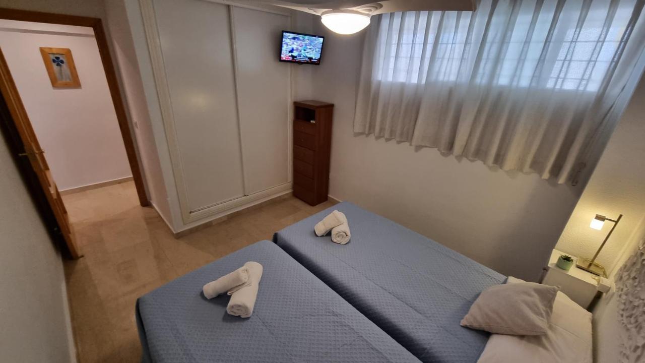 Ideal Familias En Urbanizacion De Lujo A 600M De La Playa Levante Con Wifi, Ac Y Parking Benidorm Kültér fotó